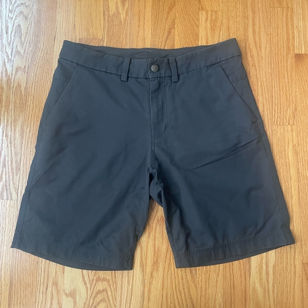 Lululemon Men's Charcoal Grey Shorts